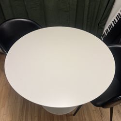 Round White Dining Table 