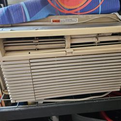 Air Conditioner - Kenmore 10,000 BTU