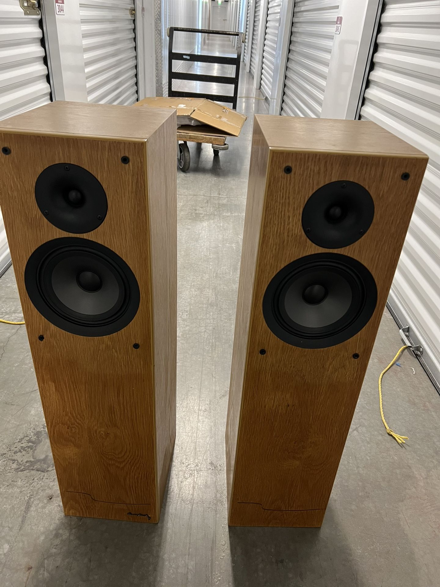 Wharfedale Emerald EM 95 2-Way Floor Speakers