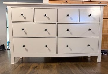 White 8-Drawer Dresser