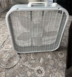 Lasko Box Fan White