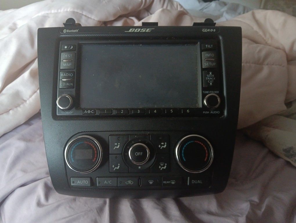 Nissan Altima Radio