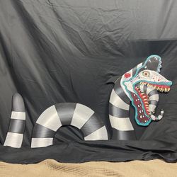 3-Piece Beetlejuice Sandworm Set – Hand-Painted Wood Art