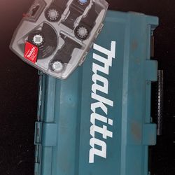 Makita 12V Multi tool w/ attachments