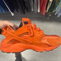Nike Orange Huaraches 