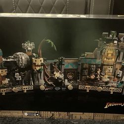 LEGO 77015 Indiana Jones Temple of the Golden Idol NEW