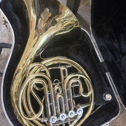 Holton H376 Double French Horn 