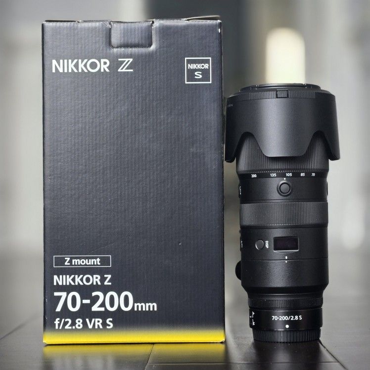 Nikon Z NIKKOR 70-200mm f/2.8 VR S Lens – Made in Japan (USA