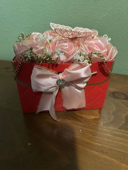 Bolsa de 6rosas  echas Amano rosas eternas