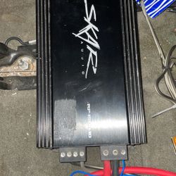 15 L7 1500 Watt Amp $400