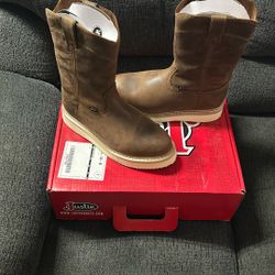 BRAND NEW Justin’s Boots 10.5EE