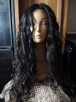 Long curly wig
