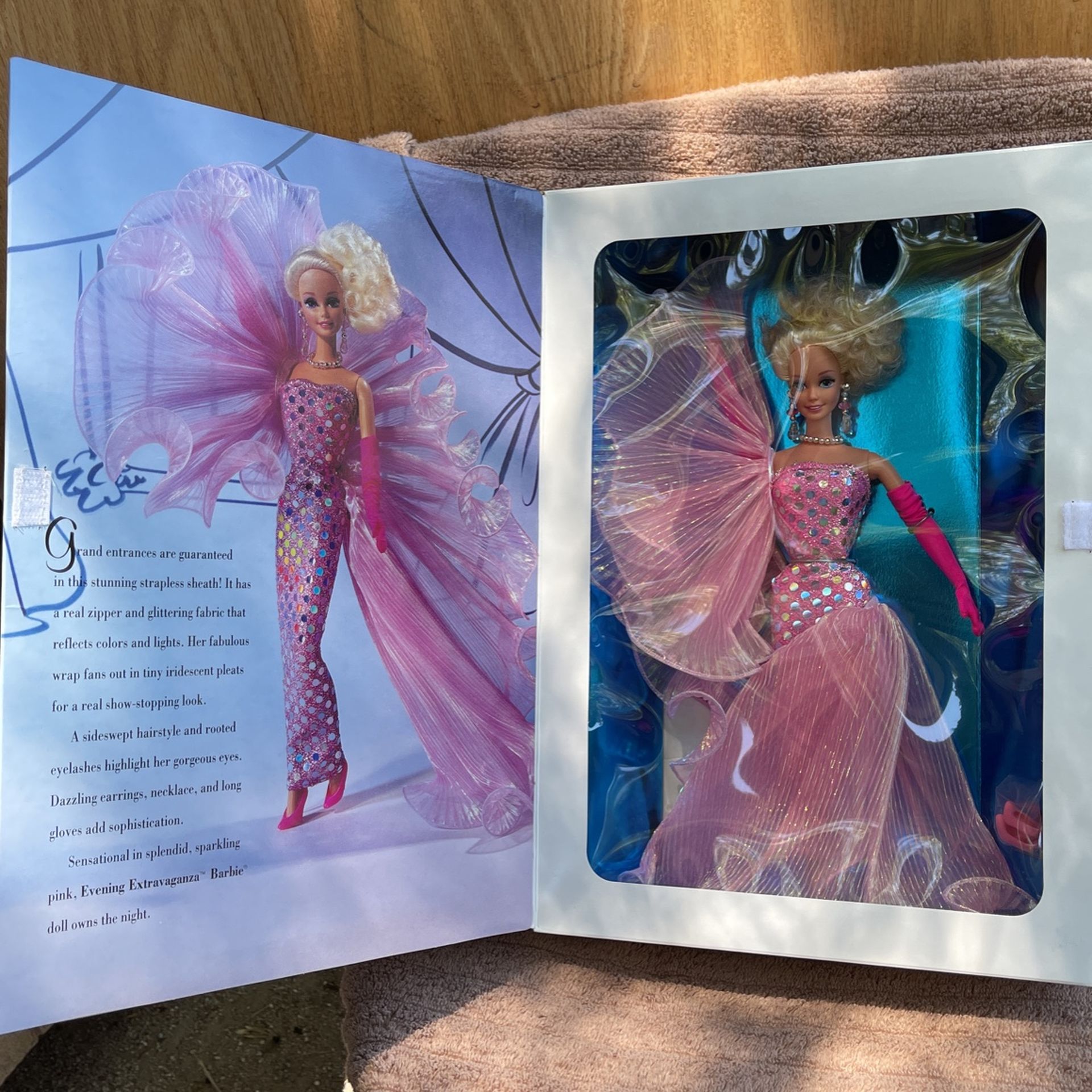 Evening extravaganza Barbie Classique Collection