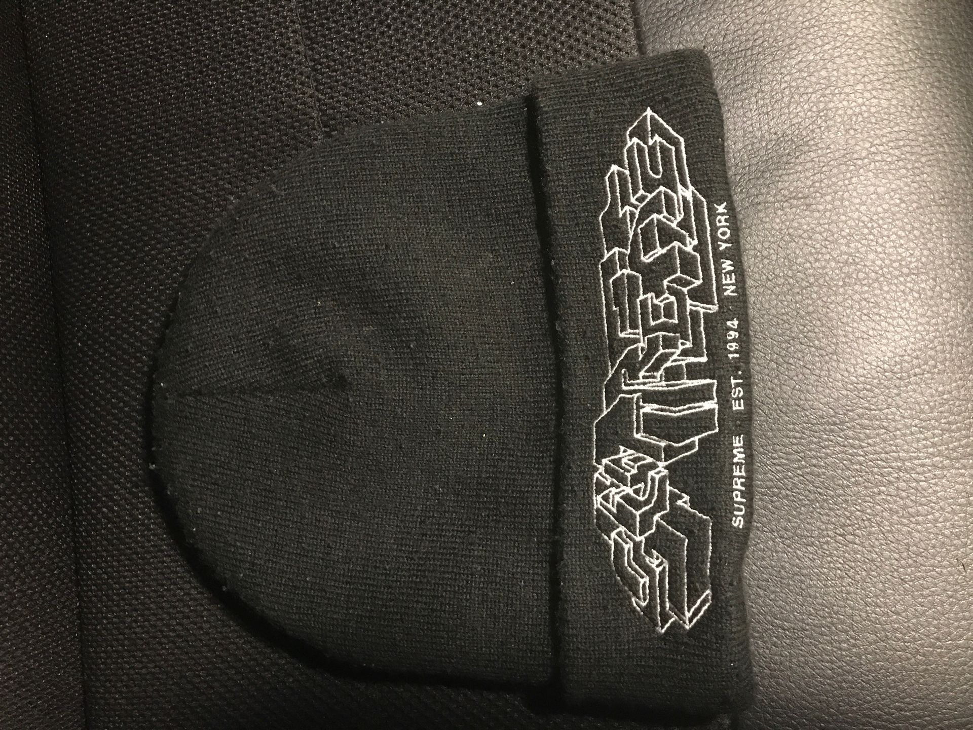 Supreme x Delta logo ,Beanie,Authentic ,black.