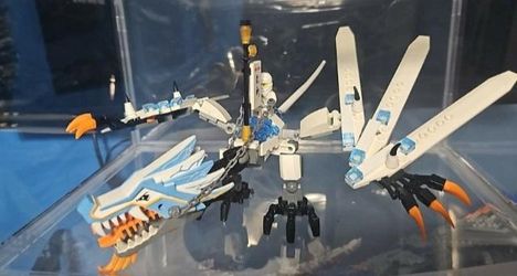 LEGO NINJAGO
Ice Dragon Attack 2260