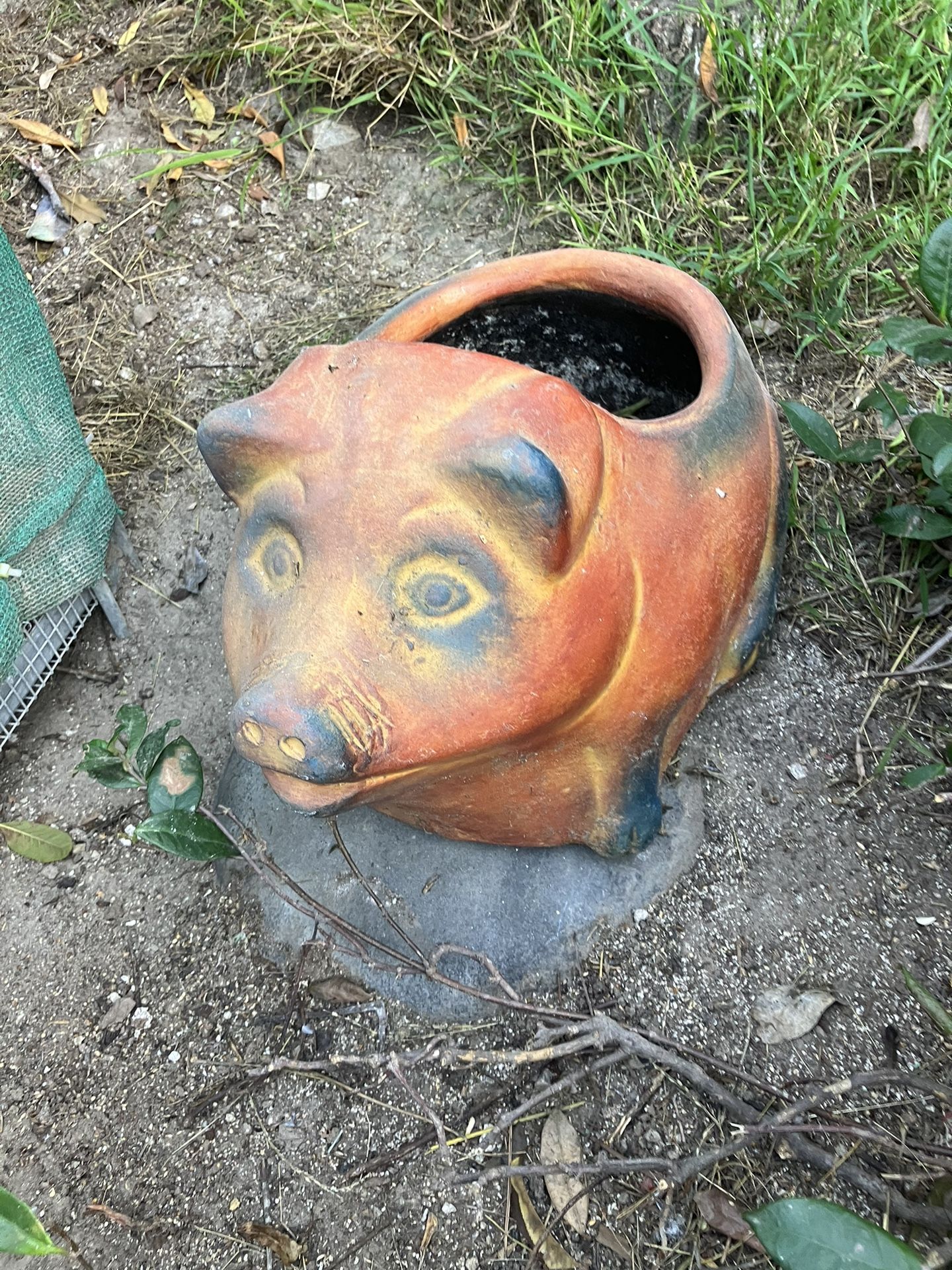 Pig Pot Terracotta New