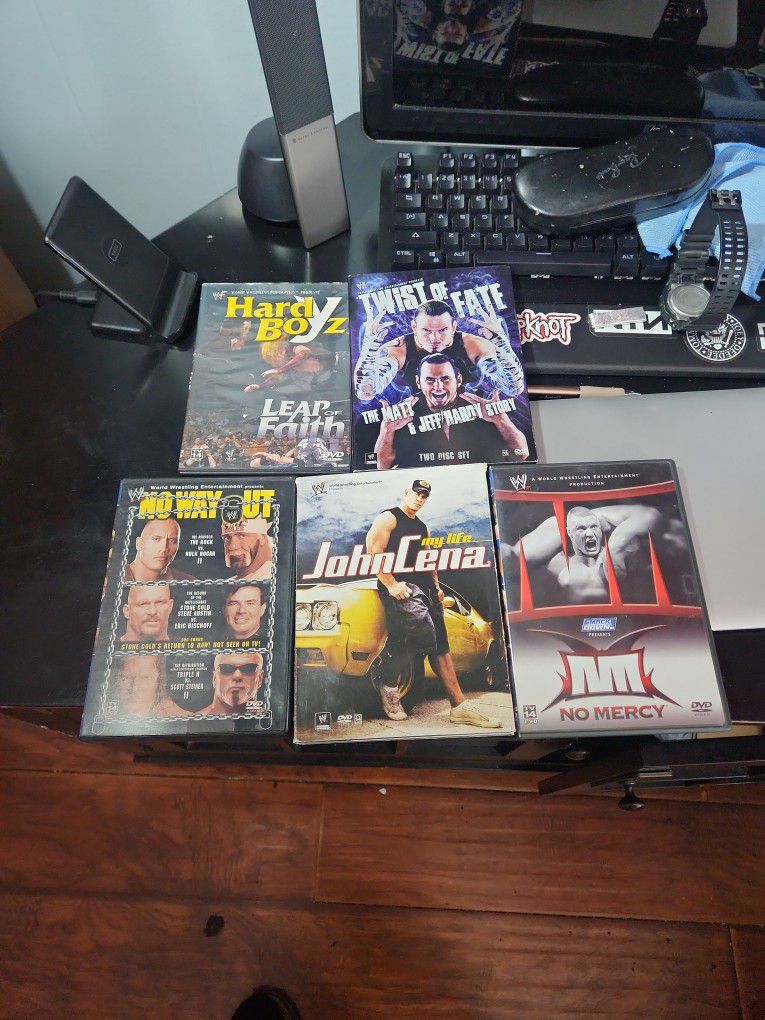 WWE DVDs 📀 