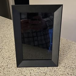Digital Photo Frame 