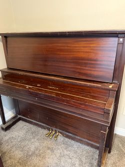 FREE ANTIQUE PIANO