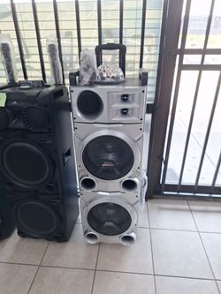 Maxpower speaker with karaoke 🎤 and disco lights