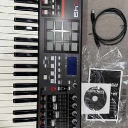 Akai MPK49 Midi Keyboard