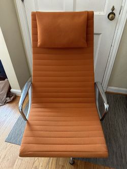 Herman Miller Eames Group Aluminum Lounge Chair