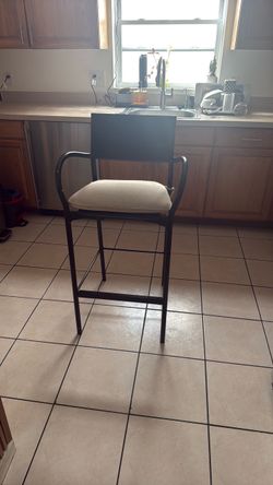Bar chair