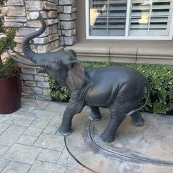Baby bronze Elephant