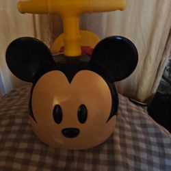Disney Junior Mickey Zoom Ride On with Lights and Sounds