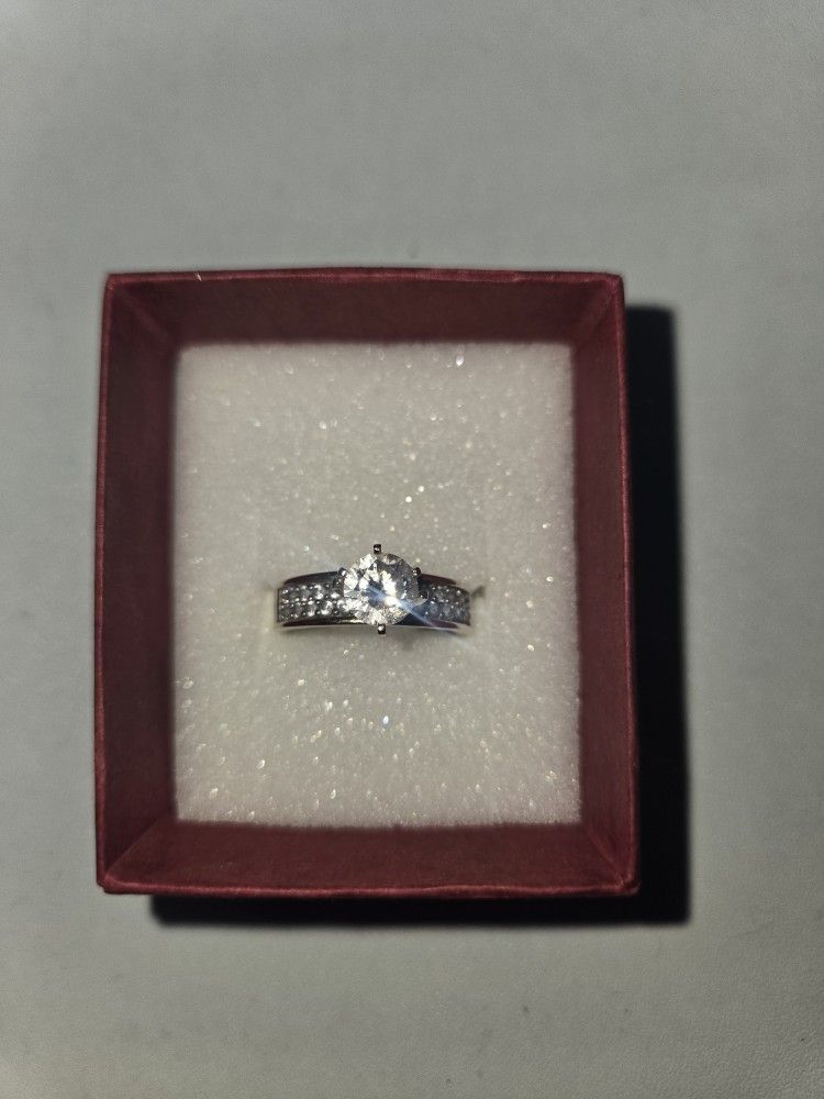 engagement ring