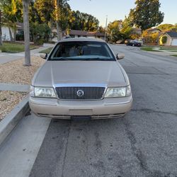 2003 Mercury Grand Marquis 