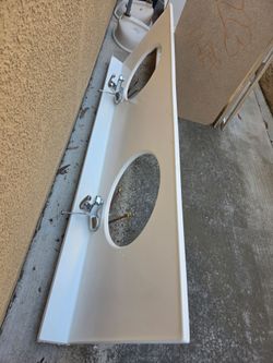 Vanity Countertop (FREE)