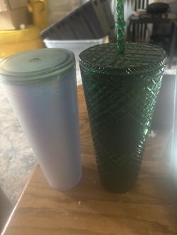 Starbucks Cups See Description 