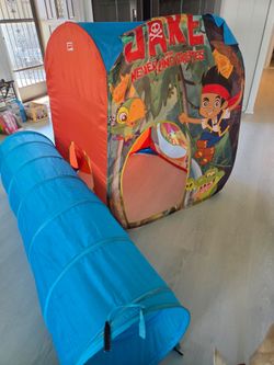 Play tent and tunnel