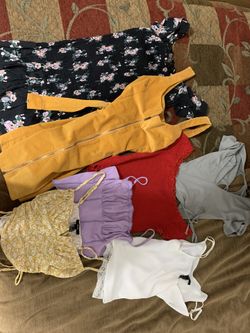 Lot Of Cute Summer Tops And Dresses
