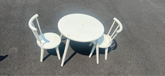 kids wooden table and two chairs 22”x22”x18”h kids wooden table and two chairs