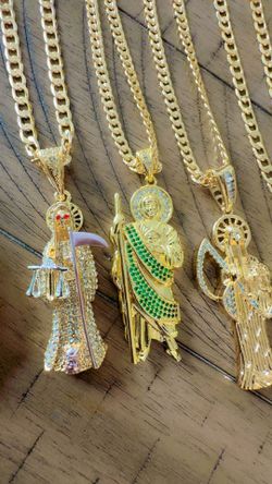 Men’s st Jude pendant
