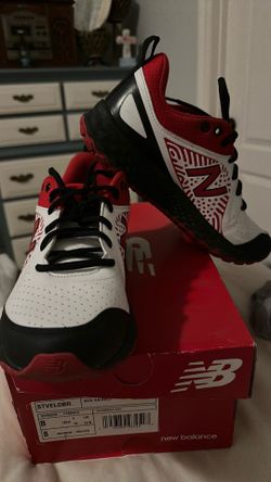 New Balance Size 8  - women shoes FAST PITCH