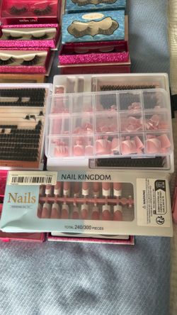 fake nails & toe nails