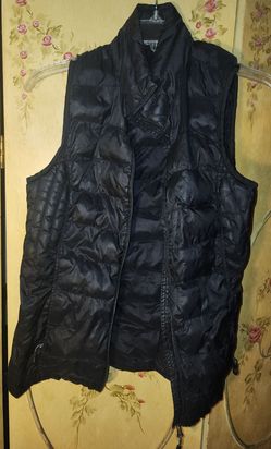 Black Vest 32 Degrees