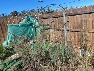 Greenhouse metal tunnel frame