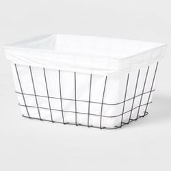 Metal Wire Laundry Basket with Fabric Liner