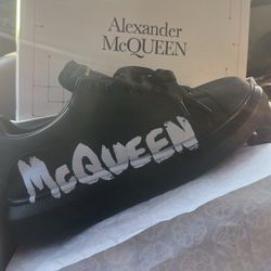 Alexander Mcqueen “graffiti”