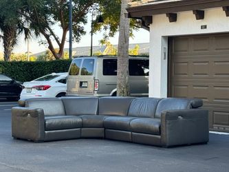 🛋️ Couch/Sofa Sectional - Leather - Macy’s - Delivery Available 🚛