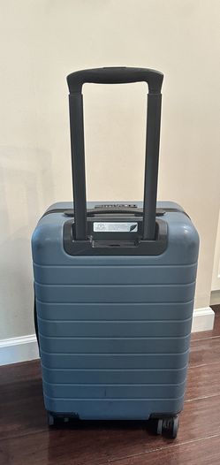 LUXURY LUGGAGE Handcrafted By S. Mckellar in La Jolla Red for Sale in  Wildomar, CA - OfferUp