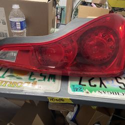 08-13 Infiniti G37 Coupe Right Passenger Side Tail Light Original