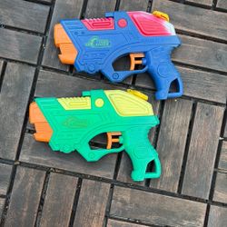 Water Guns 