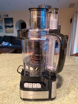 Hamilton Beach Food Processor – Slice, Shred, Chop & Puree – Attachments Included