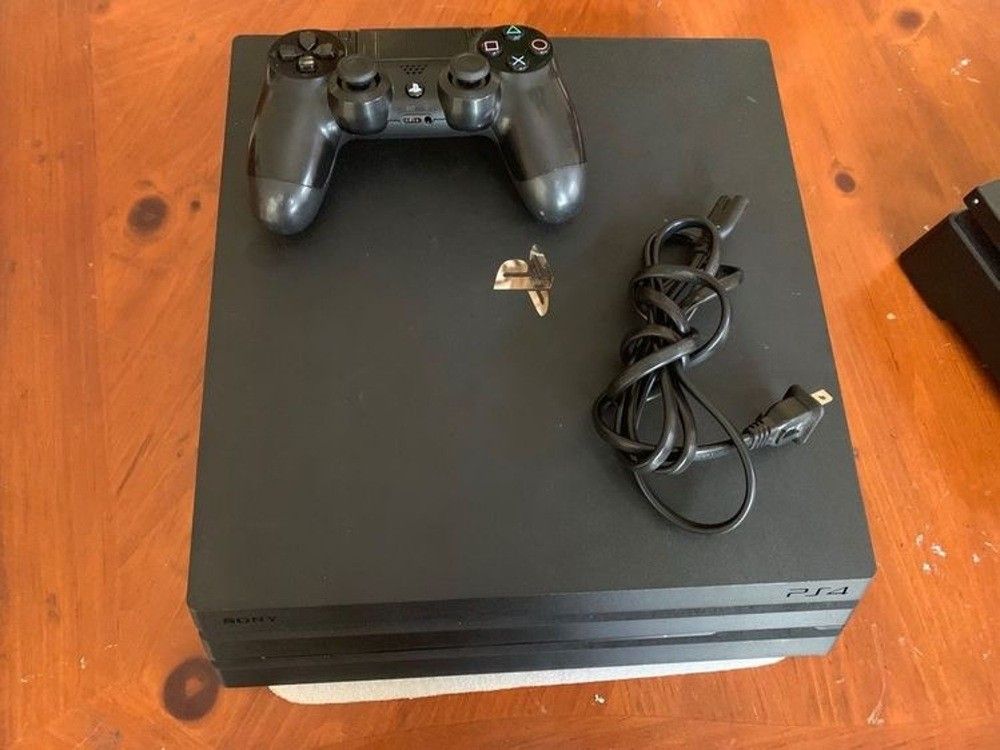 PS4 PRO
