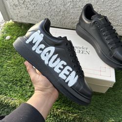 Alexander McQueen Graffiti 